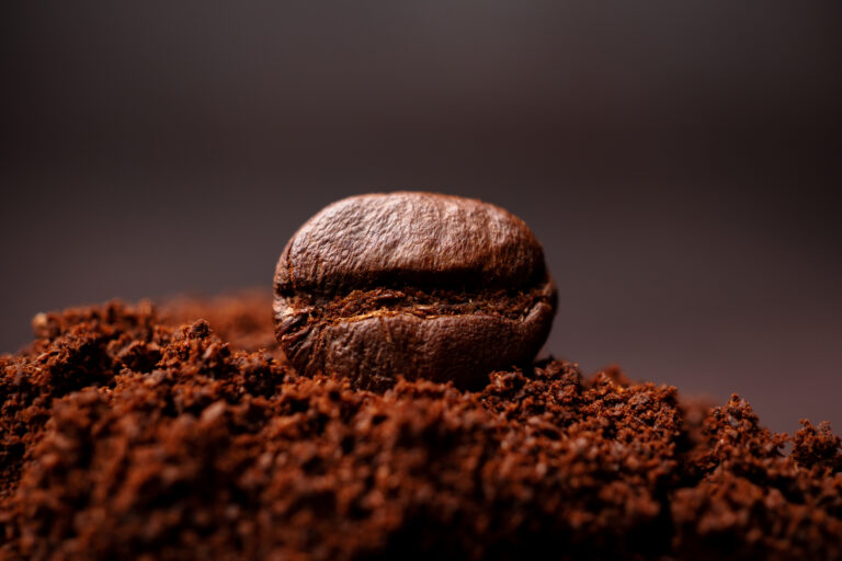 17 Plants That Thrive with Coffee Grounds